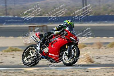 media/Apr-10-2022-SoCal Trackdays (Sun) [[f104b12566]]/Turn 14 (10am)/